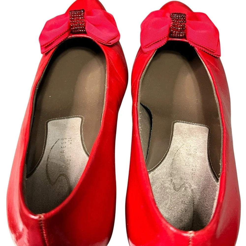 Vtg Easy Spirit Leather Pumps Sz 9 Red Beaded Bow Detail 2.75
